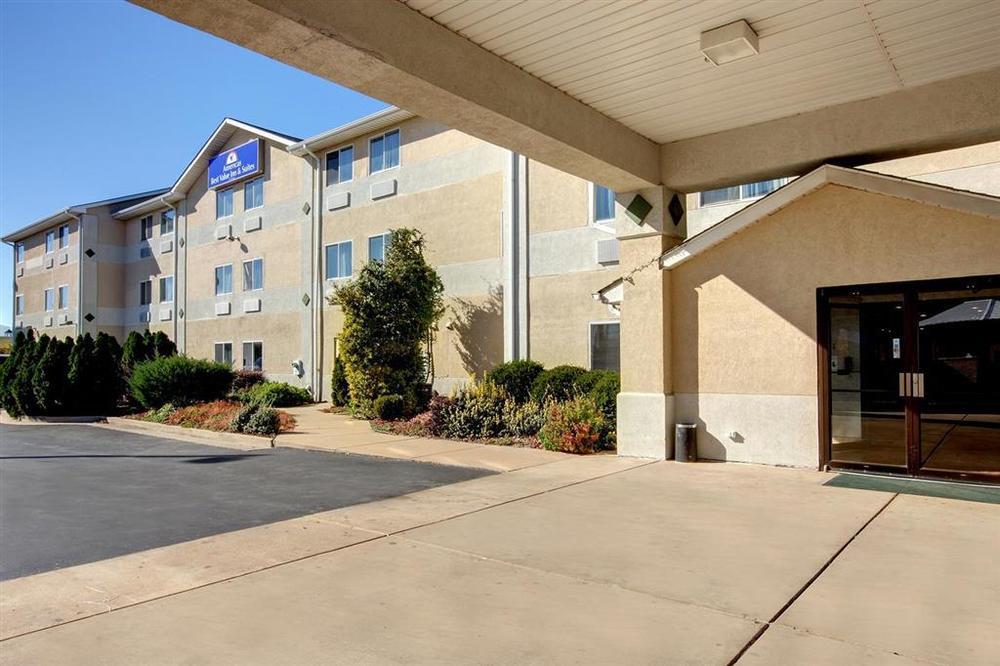 Americas Best Value Inn And Suites Saint Charles Eksteriør bilde