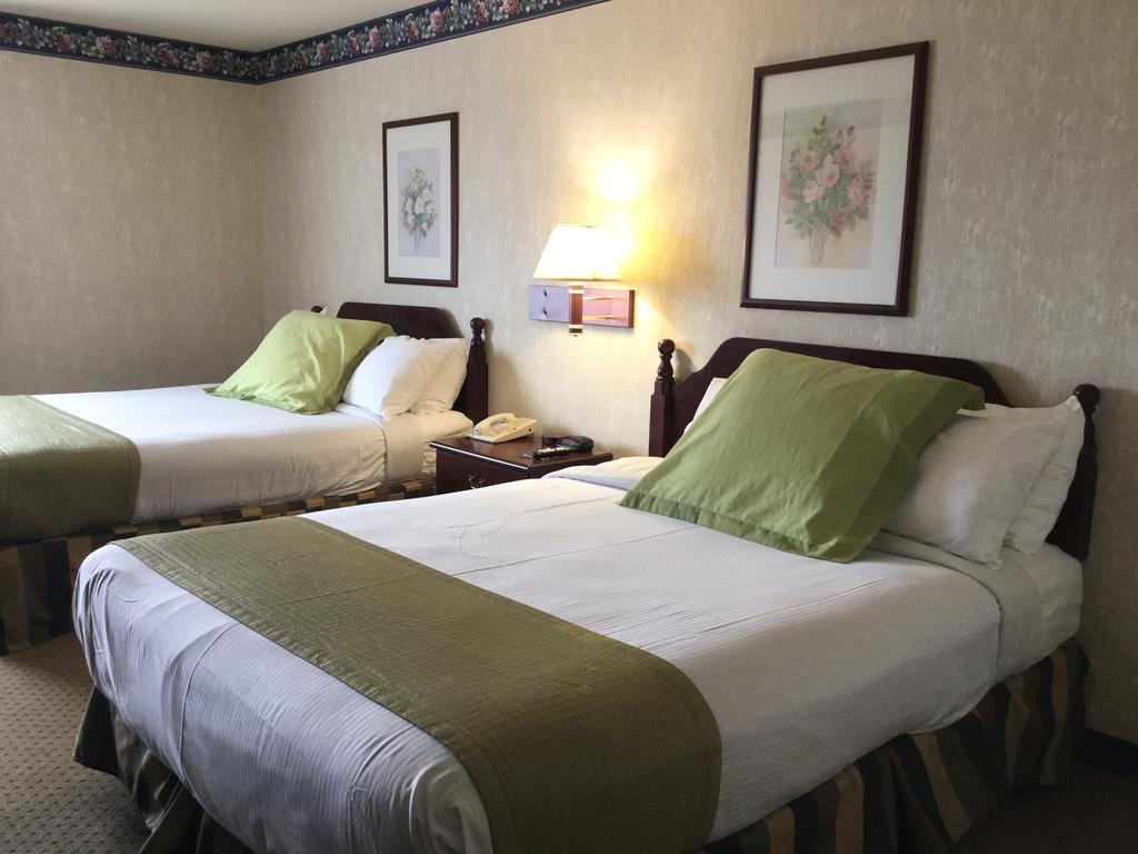 Americas Best Value Inn And Suites Saint Charles Eksteriør bilde
