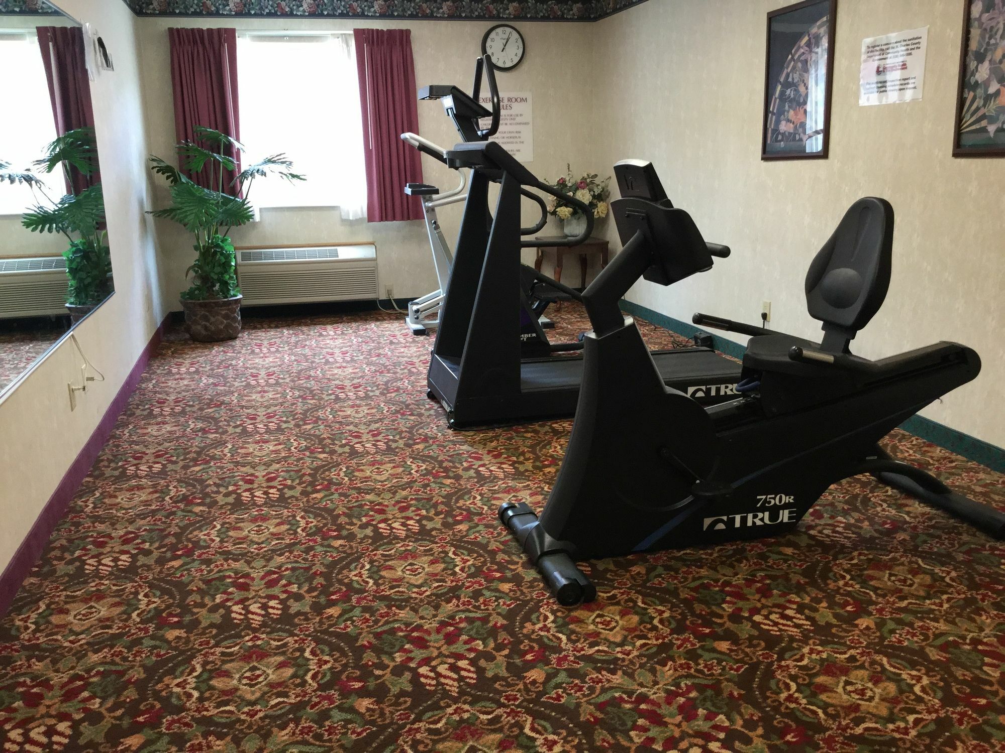 Americas Best Value Inn And Suites Saint Charles Eksteriør bilde